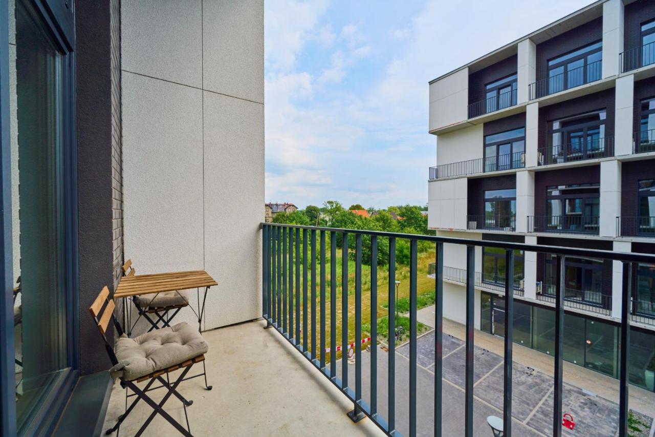 Mezzanine Studio Apartments Zarembowicza Wroclaw Airport By Renters Breslávia Exterior foto