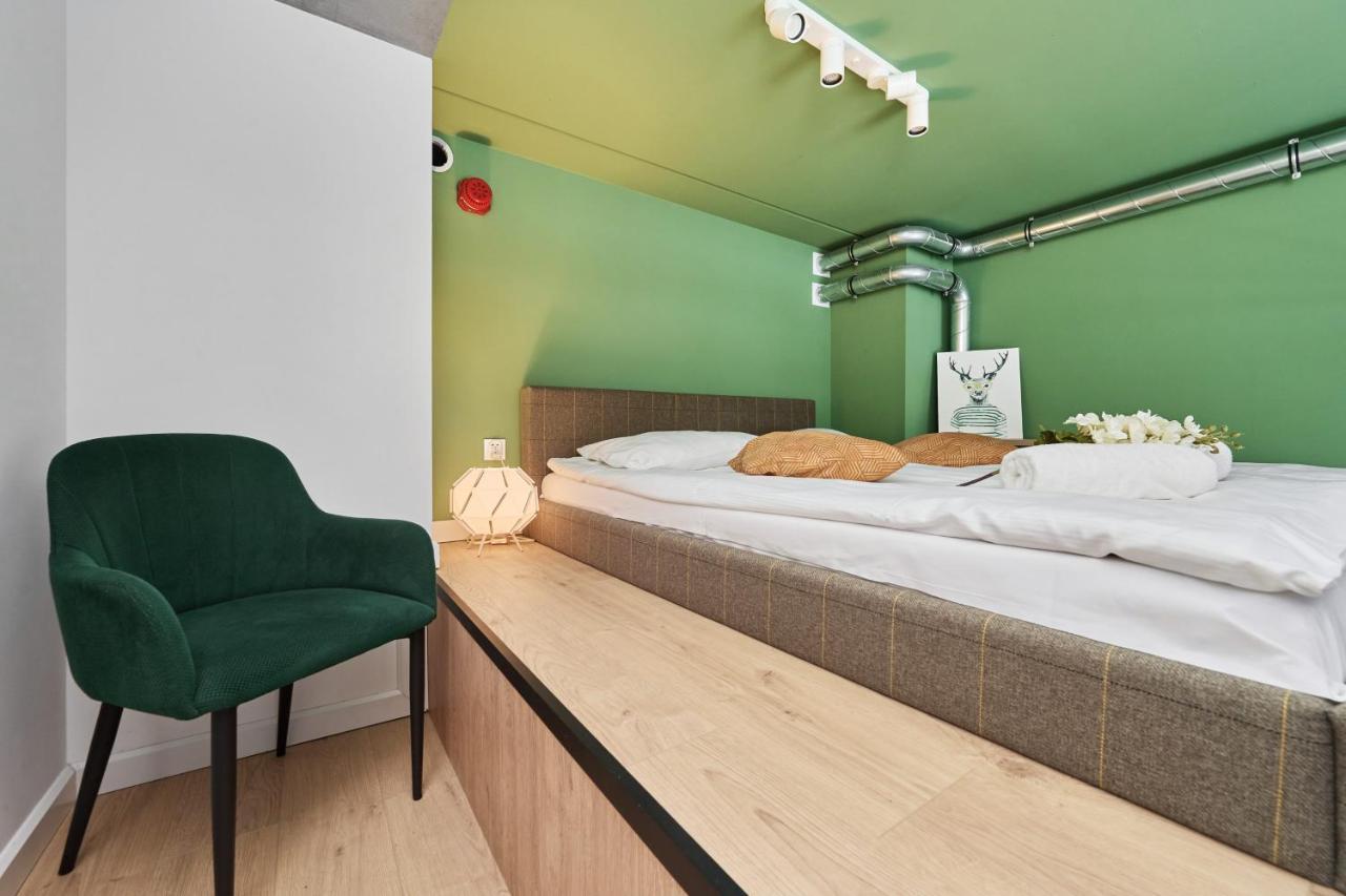 Mezzanine Studio Apartments Zarembowicza Wroclaw Airport By Renters Breslávia Exterior foto
