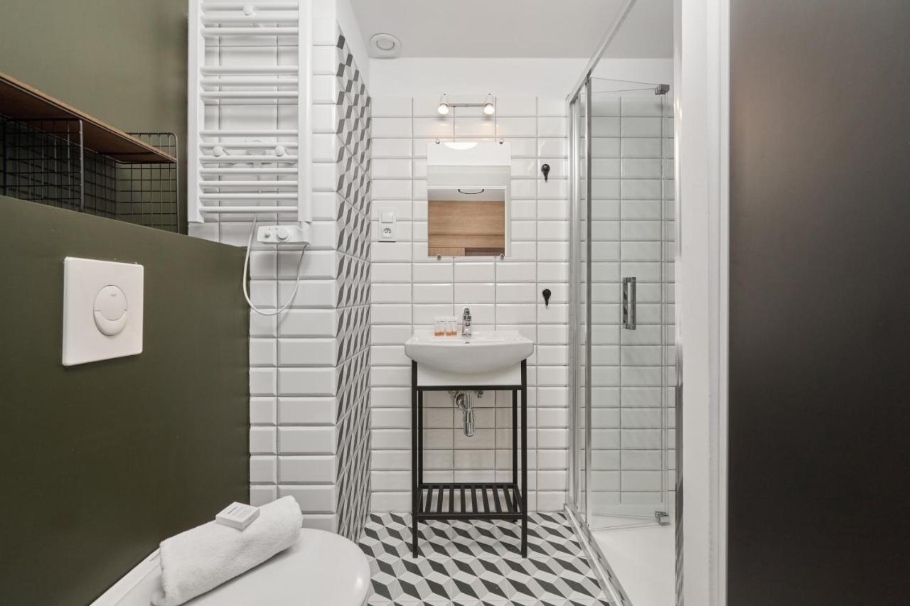 Mezzanine Studio Apartments Zarembowicza Wroclaw Airport By Renters Breslávia Exterior foto